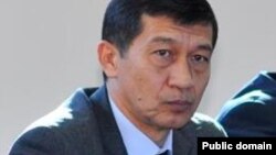O‘zbek tilidagi ijtimoiy tarmoqlarda Adham Ahmadboyevga tegishli, deb berilgan surat. 