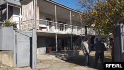 სახლი სადაც 6 ნოემბერს იპოვეს 61 წლის ქალის ცხედარი