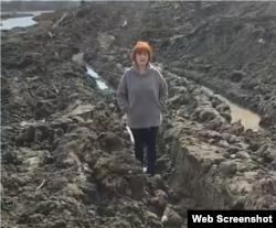 Кадры из видео с "окопами" вместо дорог в Лесозаводском округе, Приморье