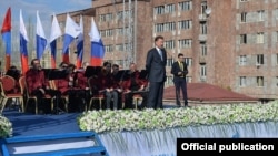 Armenia - Gazprom Chairman Alexei Miller speaks at a ceremony in Yerevan, 16Apr2015.