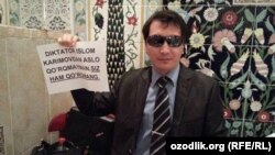 Рахмат Турон, Ислам Каримовду диктатор деп айыптаган жазуу менен. 