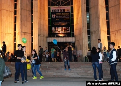 Монино секс қыздары