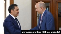 Кыргызстандын президенти Садыр Жапаров "Эркин Европа/Азаттык" радиосунун президенти Жейми Флайды кабыл алды.