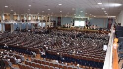 د سولې د مشورتي لویې جرګې د ناستې یو انځور
