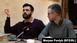 Француз Ніколя Амбер і нідерландець Дан Одінот вивчають українську мову і ведуть блог із її популяризації