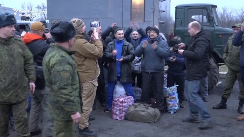 G‘arb mamlakatlari Ukraina sharqidagi asirlar almashuvini olqishladi (VIDEO)