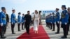 Presidenti ukrainas Volodymyr Zelensky pritet nga ministrja e Energjisë dhe Minierave Dubravka Gjedoviq Handanoviq, me të mbërritur në Beograd, 7 gusht 2026.