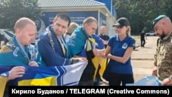 Це військовослужбовці Збройних сил і Нацгвардії: сержанти, солдати, матроси, кажуть в Коордштабі