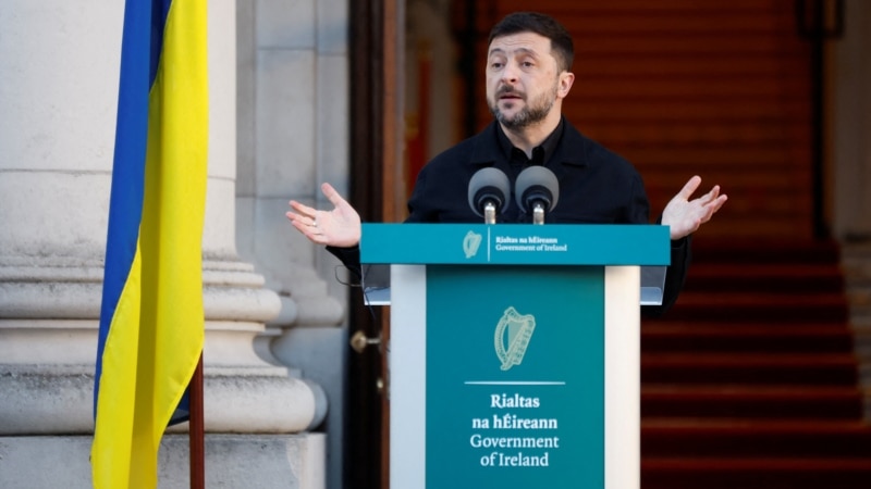 Zelenskyy Sees Better Chance 'Now Than Ever' For Peace; Putin Says He's 'Ready' If Europe Wants War