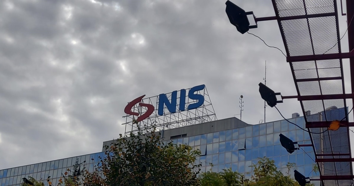 Rusët pajtohen për shitjen e aksioneve të tyre në NIS