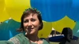 Волонтерка пошила більш ніж тисячу прапорів до 2022 року