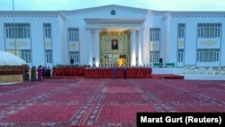 Türkmənistanda seçki, arxiv fotosu