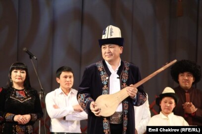 ит стилі, төменгі көрініс, пискадағы мүшесі