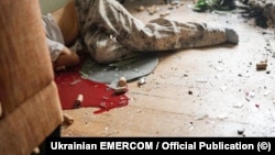 Последствия попадания российского дрона в жилую многоэтажку в Киеве, 25 сентября 2025 года