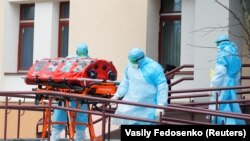 Minsk - o pacienta cu coronavirus, transportată la spital, 12 martie 2020 