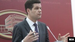Помошникот државен секретар на САД за европски прашања Вес Мичел во посета на Македонија 