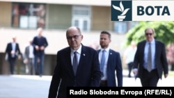 Përfaqësuesi i lartë në largim, Christian Schmidt. Ende nuk dihet se kush do të jetë pasardhësi i tij.