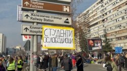 "Studenti oslobodioci" - jedan od transparenata tokom drugog dana blokade Mosta slobode, 2. februar 2025.