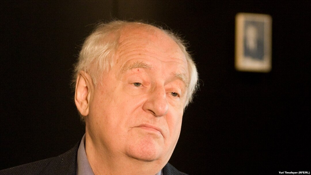 Марк Захаров