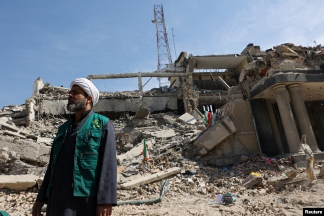 Наслідки одного з американсько-ізраїльських ударів по поліцейській дільниці у Тегерані, 4 березня 2026 року