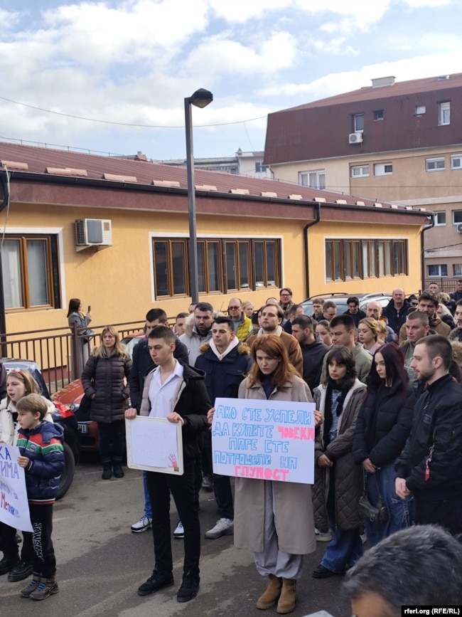 Një protestë e studentëve në veri të Kosovës.