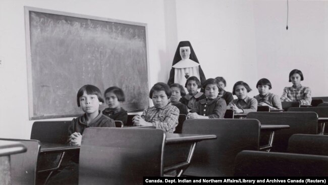 Канадская школа-интернат для детей коренных народов, 1940 год