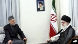 دیدار حامد کرزی،‌ رئیس جمهور افغانستان، با آیت‌الله خامنه‌ای در تهران‌