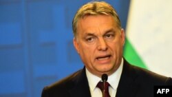 Офіційний представник адміністрації Трампа заявив минулого тижня, що візит Орбана є частиною стратегії президента з реінтеграції в Центральній та Східній Європі