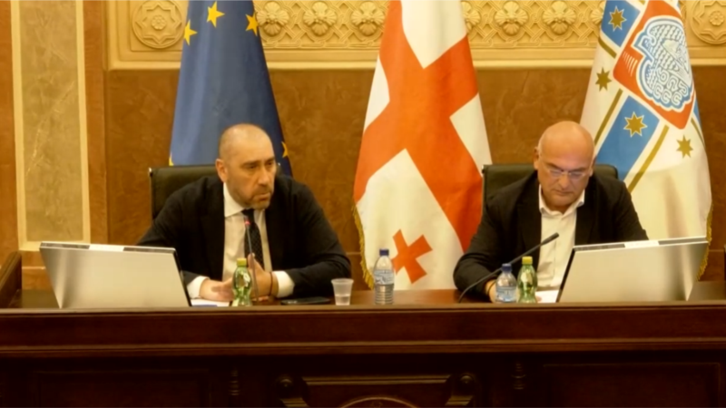 თბილისის საკრებულოს თავმჯდომარედ ზურაბ აბაშიძე აირჩიეს
