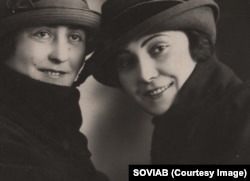 ნინო ღვინაშვილი და თინათინ ღვინიაშვილი