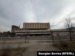 თსუ-ს ბიბლიოთეკის შენობა.