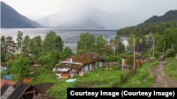 Горно Алтайск, село Яйлю, фотография turistass.com