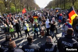 Protest u Berlinu 21 april 2021.