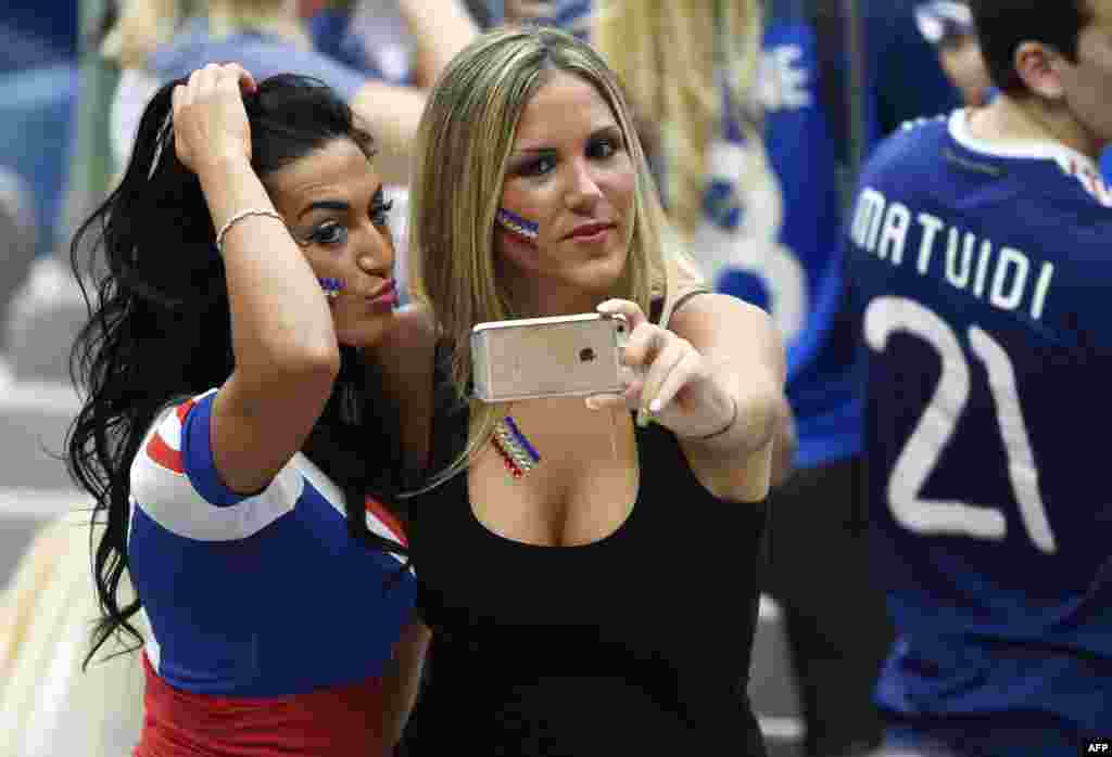 هواداران تیم فرانسه 