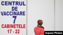 RomFluxuri de vaccinare impotriva COVID-19 deschis pentru cadrele didactice la centrele din cadrul Romexpo, in Bucuresti, 24 februarie 2021