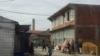 Një lagje në Fushë Kosovë, ku jetojnë pjesëtarët e komunitetit rom. 