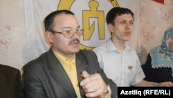 Rafis Kashapov (left) leads the Tatar Public Center, an NGO in Tatarstan's second-largest city, Chally, that campaigns to preserve Tatars' national identity, language, and culture. 