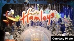 В Москве откроется первый магазин игрушек под британским брендом Hamleys