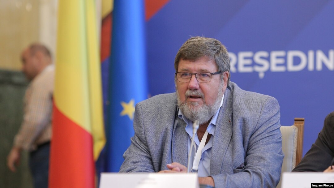 Confederația sindicală condusă de Bogdan Hossu cere Avocatului Poporului să sesizeze CCR și anunță că va sesiza DNA împotriva OUG privind reforma în Sănătate, dată marți de guvernul Orban