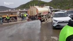 Šmrkom vode na građane koji protestuju na Moravskom koridoru