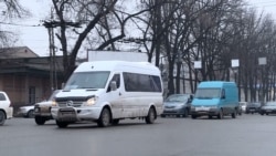 В Кыргызстане закрывают частные автошколы. Их владельцы и общественники против