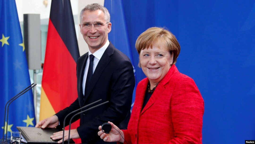 Angela Merkel i Jens Stoltenberg u Berlinu, 11.maja 2017.