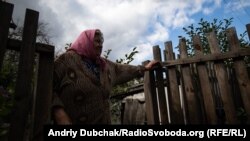Песіонерка у селищі Золоте-4, Луганська область, 19 вересня 2019 року