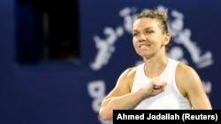 Simona Halep după victoria în turneul WTA din Dubai, în 2020.