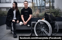 Катерина Граднова-Савицька і її чоловік, ветеран російсько-української війни