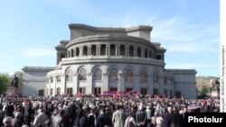 Հայ ազգային կոնգրեսը հանրահավաք է անցկացնում Ազատության հրապարակում: 28-ը ապրիլի, 2011թ.