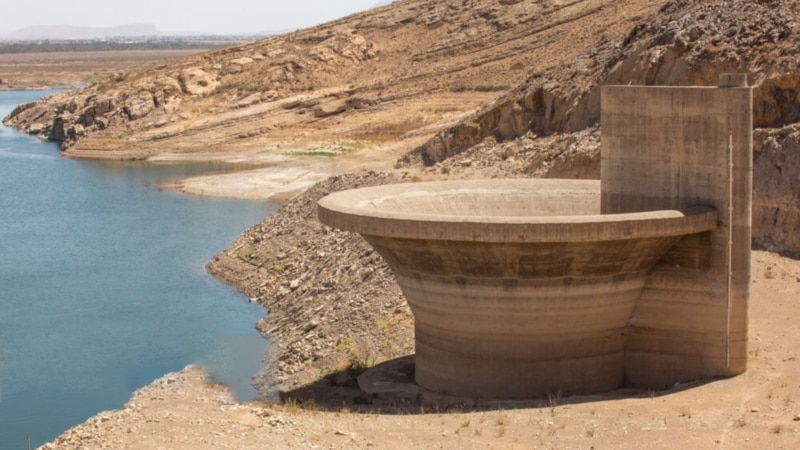 Autoritățile din Iran anunță întreruperi majore în furnizarea apei în Teheran, din cauza secetei prelungite