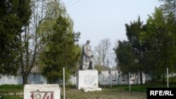 Monumentul ostașilor sovietici