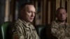 Gjeneralmajori Mykhaylo Drapatiy konsiderohet një nga komandantët më të respektuar në ushtrinë ukrainase, si nga ushtarët, ashtu edhe nga oficerët. Ai ishte ndër të parët që reagoi publikisht pas shkarkimit të ministrit të Mbrojtjes, Mykhaylo Fedorov.