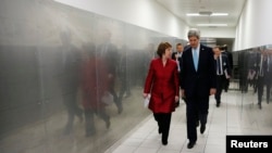 John Kerry dhe Catherine Ashton 